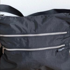 Baggallini Vision Double Zipper Crossbody Bag
